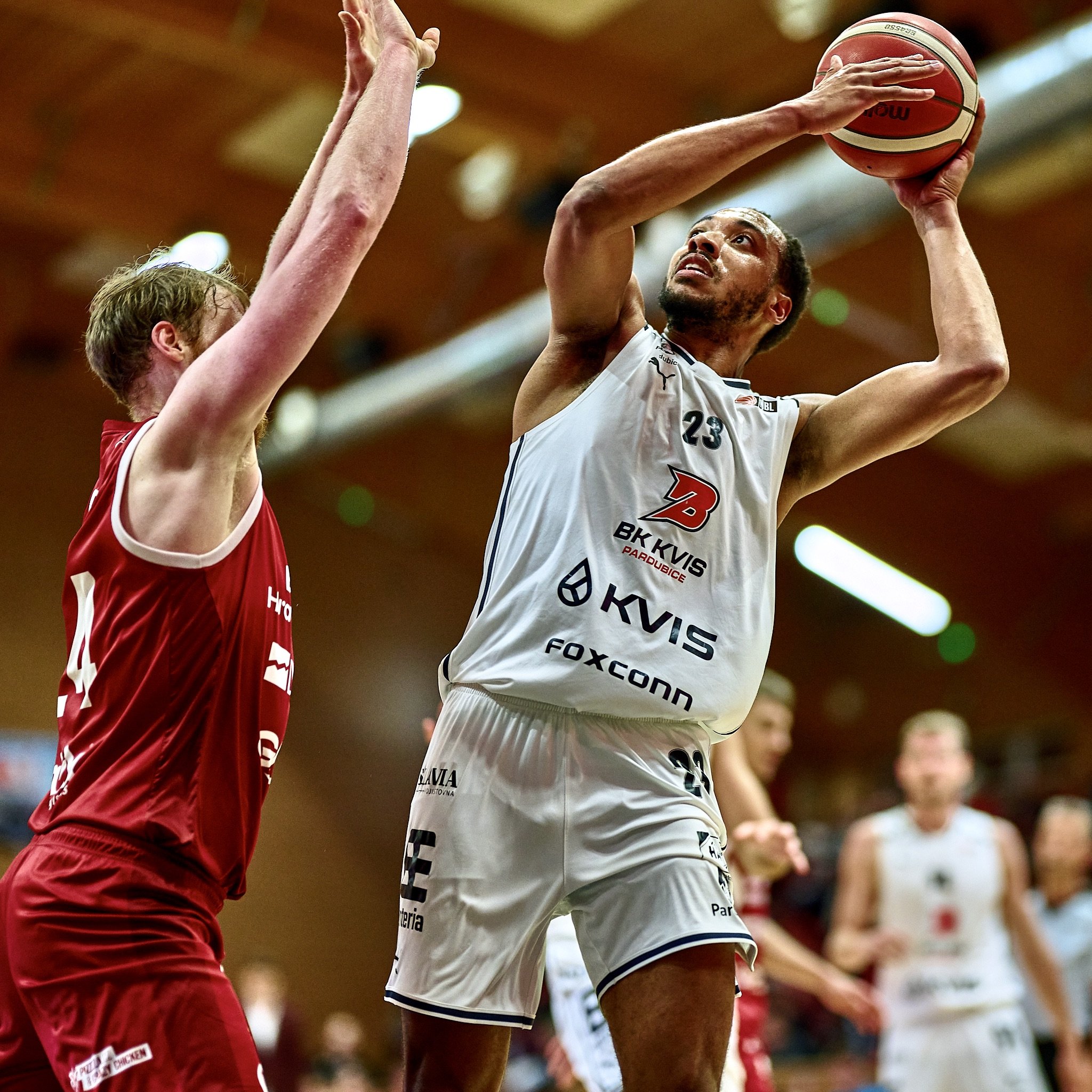 Zed Key prodloužil v Bekse!