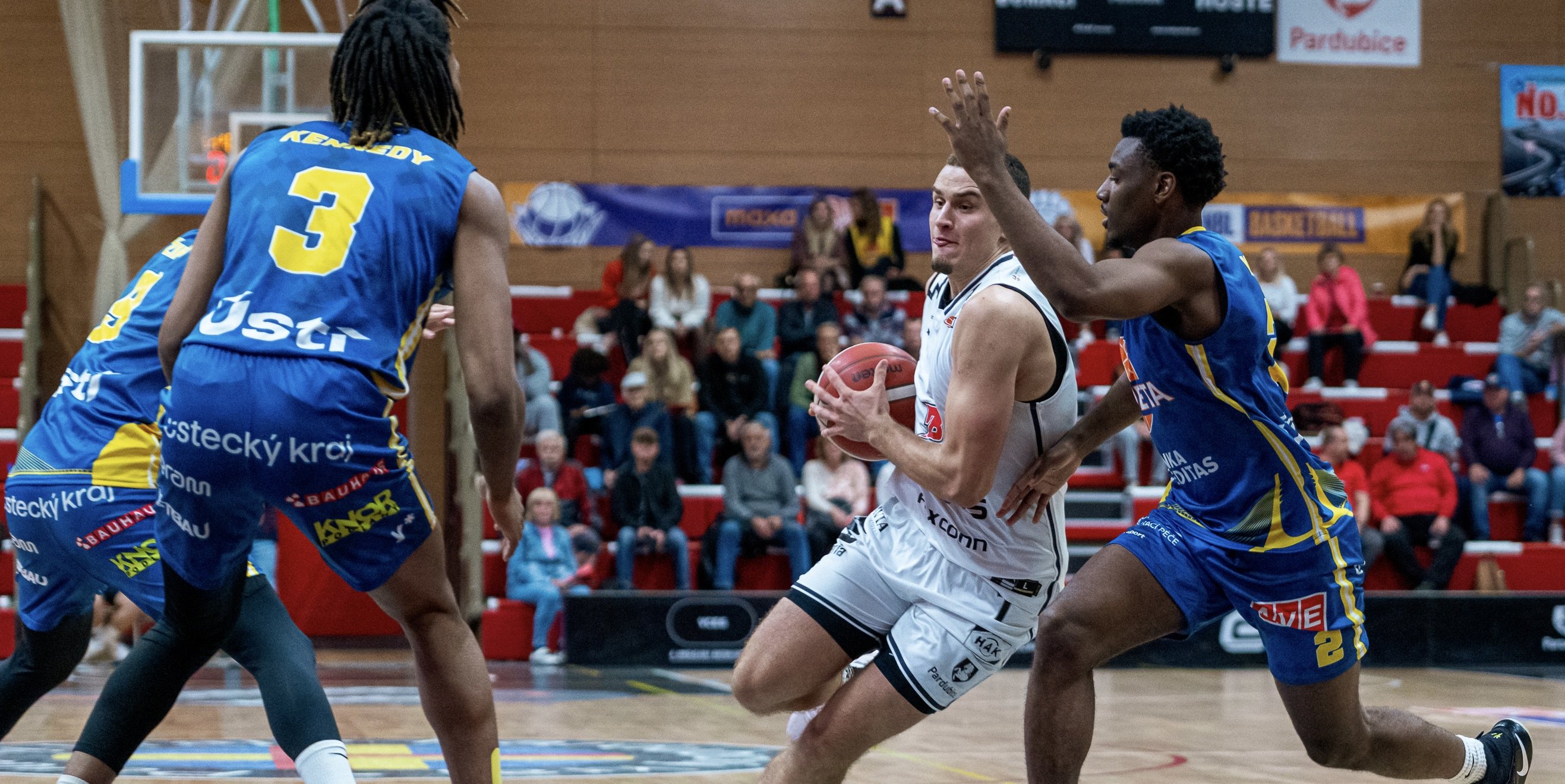 Po obrátce na SLUNETU