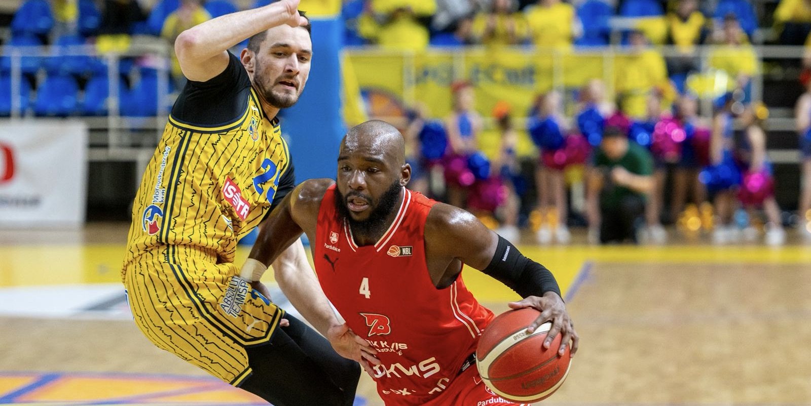 První klopýtnutí v nadstavbě