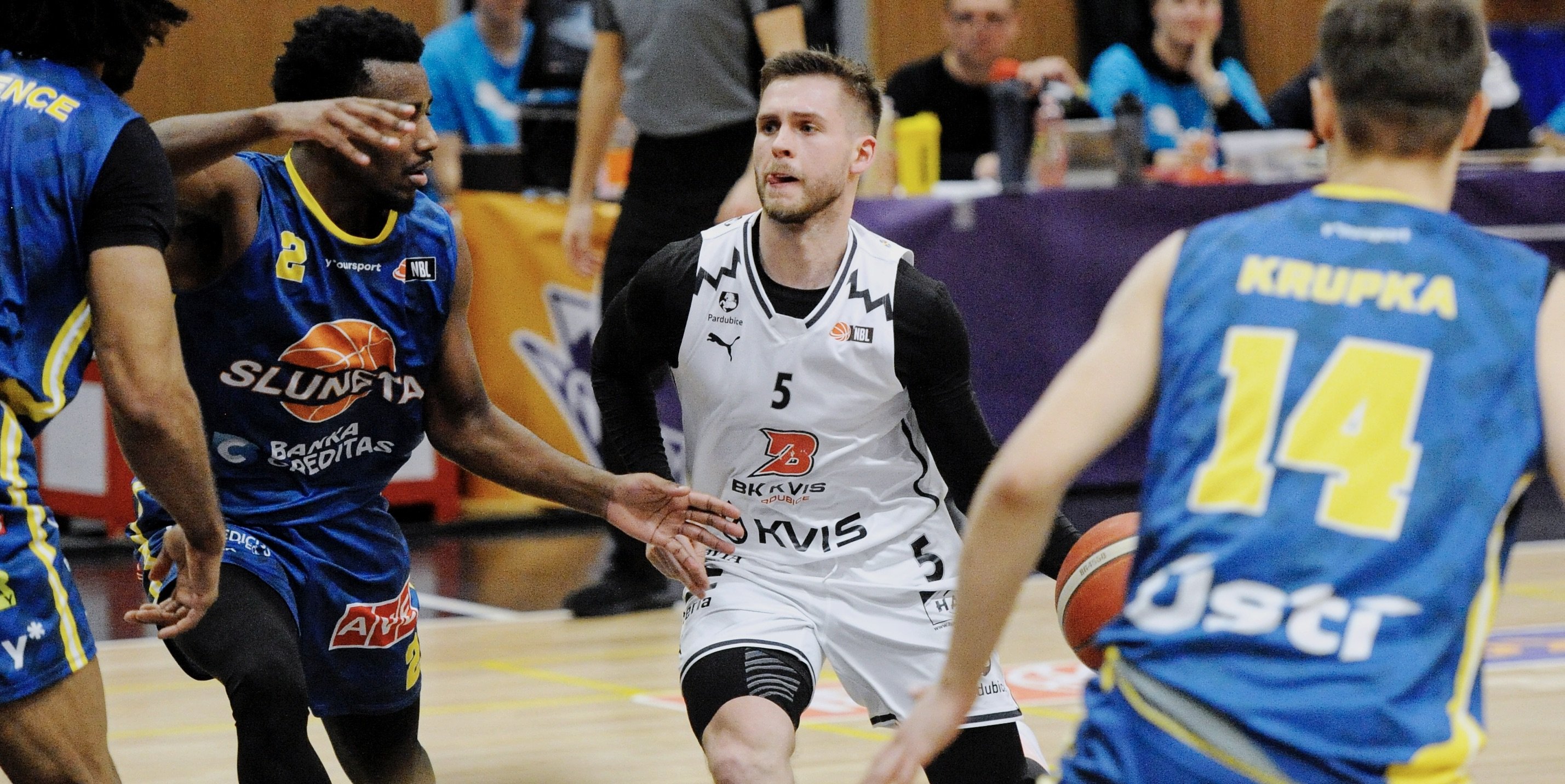 Ve středu o pohárové finále